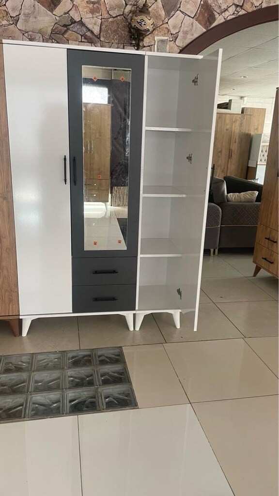 3 kapaklı elbise dolabı - 6