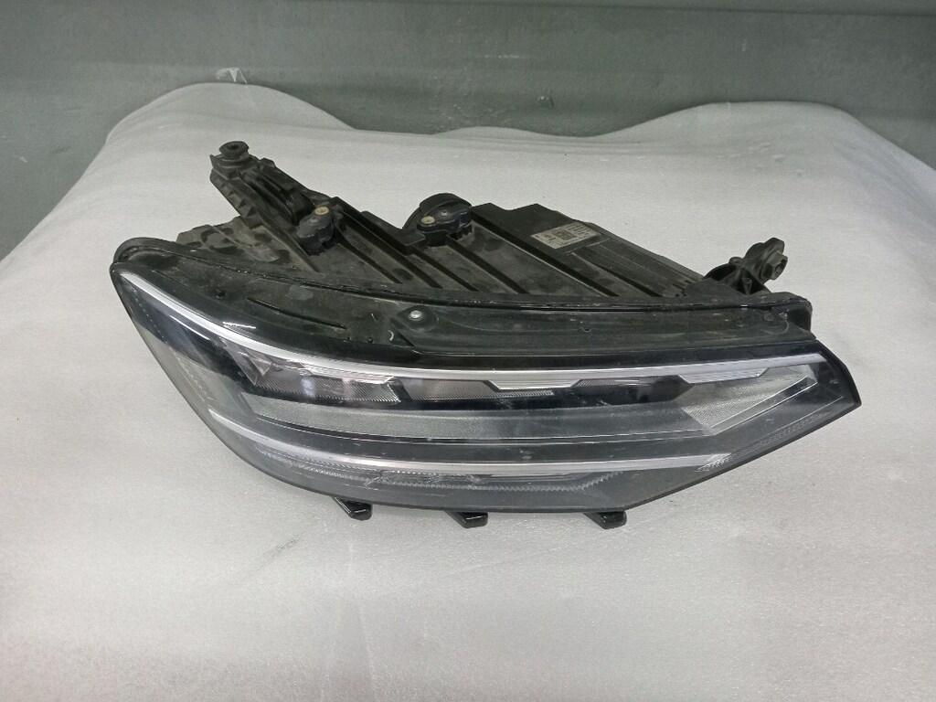 Passat B8 Sağ Ön Far Orjinal Çıkma - 8