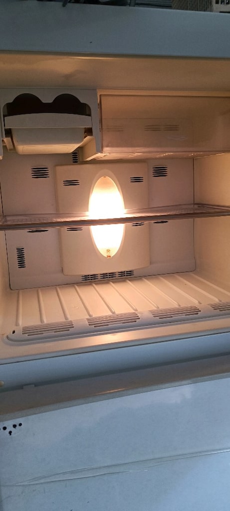 temiz buzdolabı ihtiyacı olan kaçırmasın derim YER ANKARA MAMAK - 5