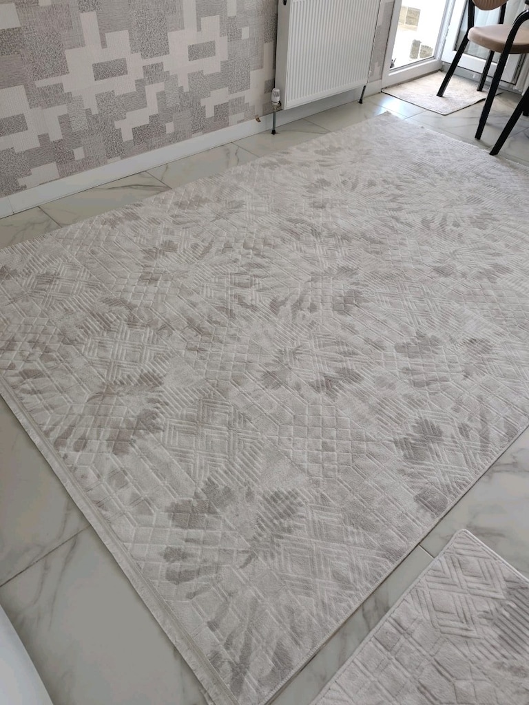 2 tane altı metre kare jel halı çok yeni 1 yılık - 2