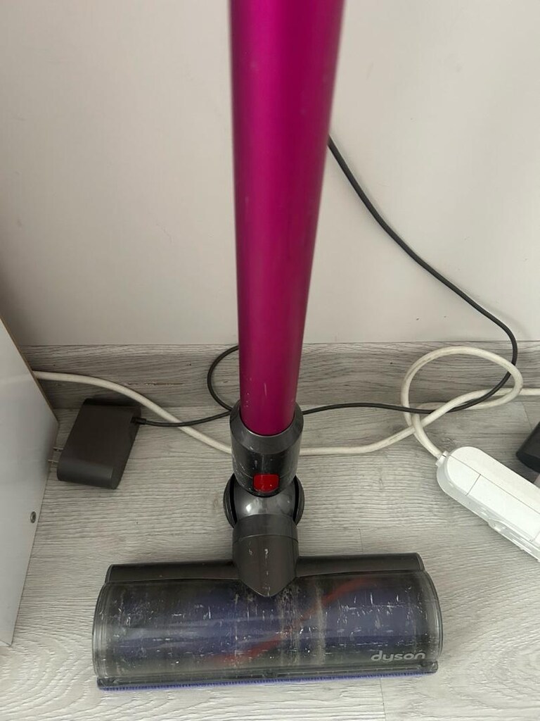Dyson V7 süpürge - 3