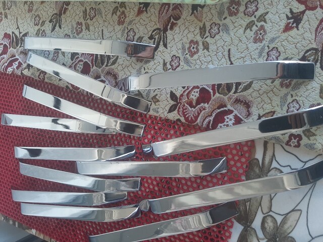 METALIK DOLAP KULP 24cm
