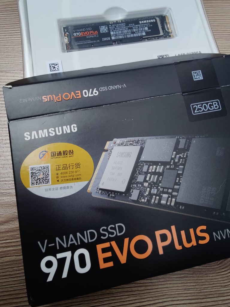 SAMSUNG 250 GB 970 EVO PLUS - 7