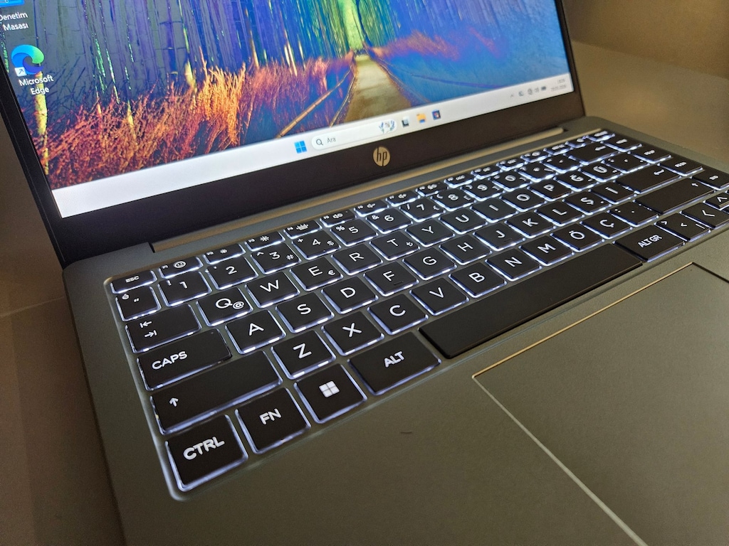 HP RYZEN 5 7520U+ 500 GB SSD+ IŞIKLI KLAVYE + FULL HD EKRAN - 3