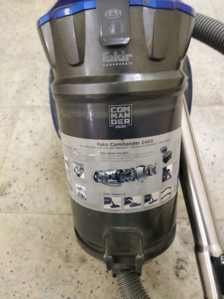 Fakir marka elektrlkli Süpürge 2400 whatt commander torbasız - 9