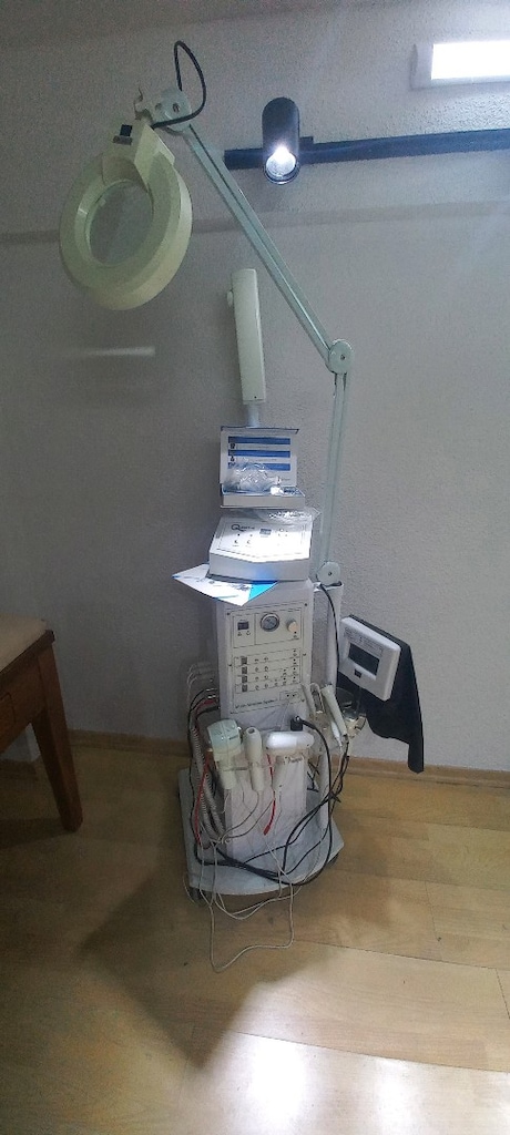 Profesyonel Çok Fonksiyonlu Cilt Bakım Cihazı - 8