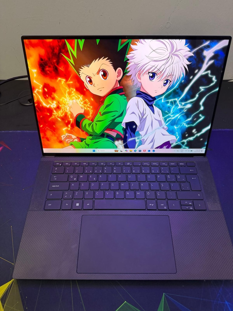 Dell XPS 15 i7 16GB DDR5 RTX3050Ti 4K Dokunmatik - 2