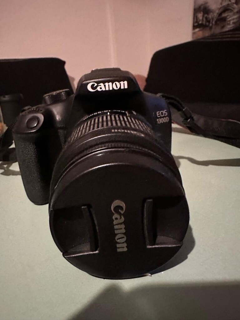 Canon Eos 1300D - 4