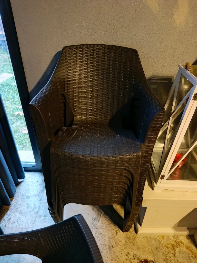 10 sandalye plastik sıkıntısız saglamdır - 4