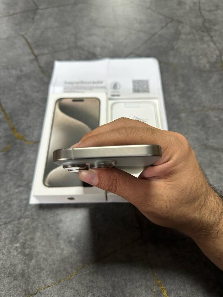 iPhone 15 pro max naturel titanyum kutulu faturalı hatasız çiziksiz - 7