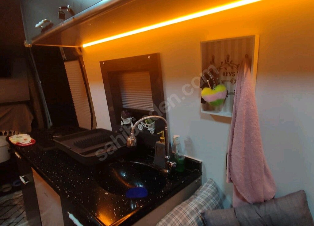 Motokaravan-Motoru 75 bin km önce yapıldı.Conta yenilendi - 5