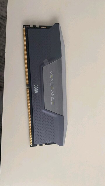 DDR5 RGB 16GB RAM