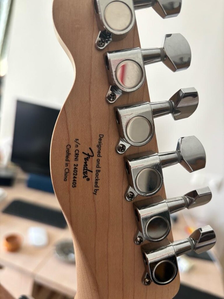 Sıfır / Squier Elektro Gitar + Kozmos Amfi + İbanez Kablo (Başlangıç) - 5