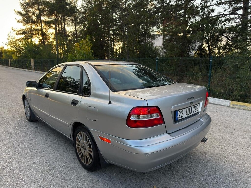 Volvo S40