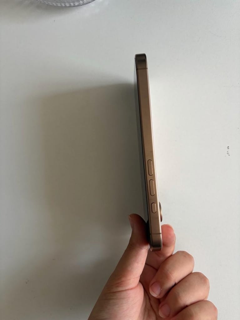 iPhone 16 Pro 256 GB Çöl Titanyum – Çiziksiz – Yurtdışı - 2