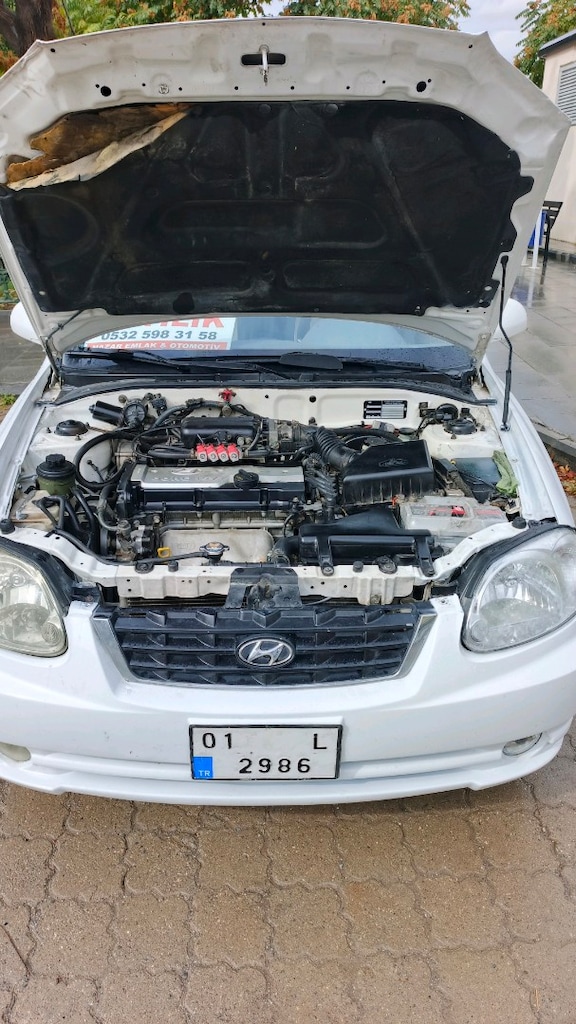 Hyundai admire 1.6 - 16