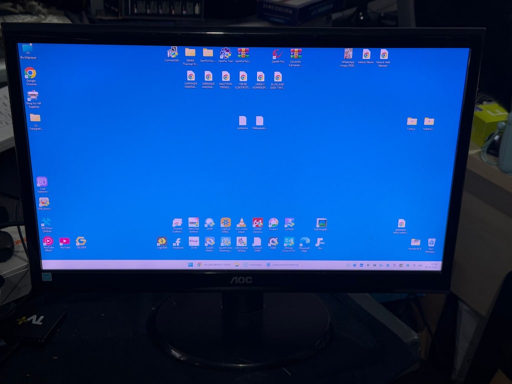 AOC 21.5" E2250SWN GENİŞ EKRAN LED MONİTÖR - 2