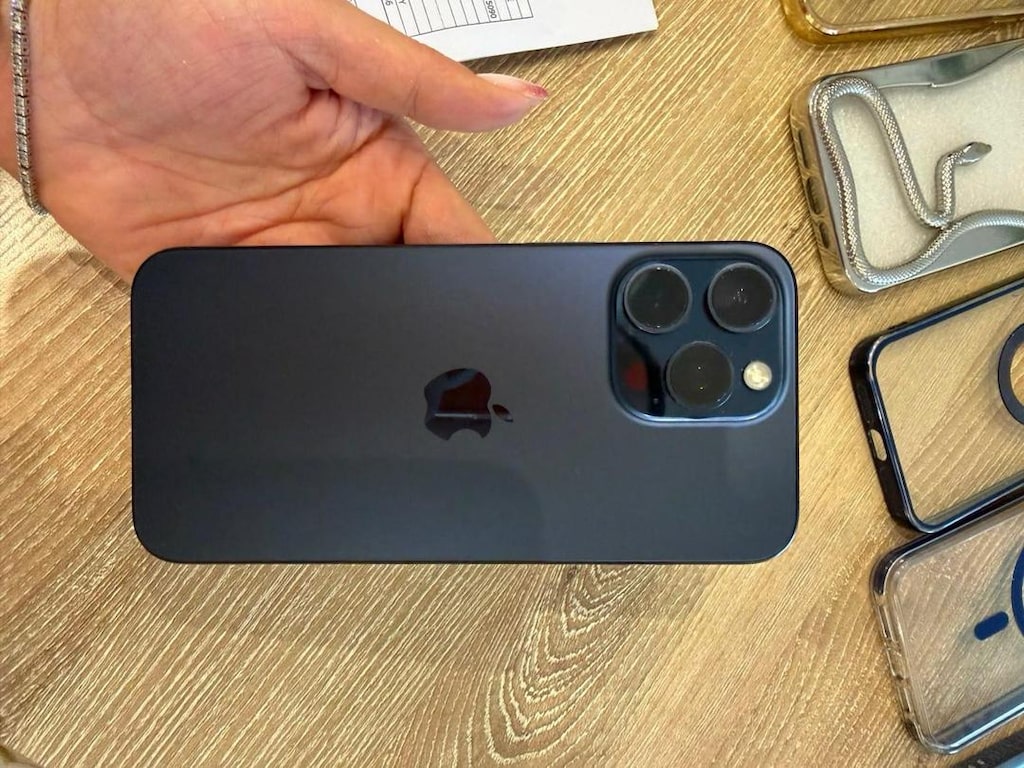 Iphone 15 Promax 256 gb Mavi Hatasız - 4