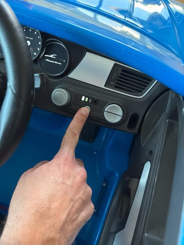 Akülü Araba Porsche Macan Mavi - 6