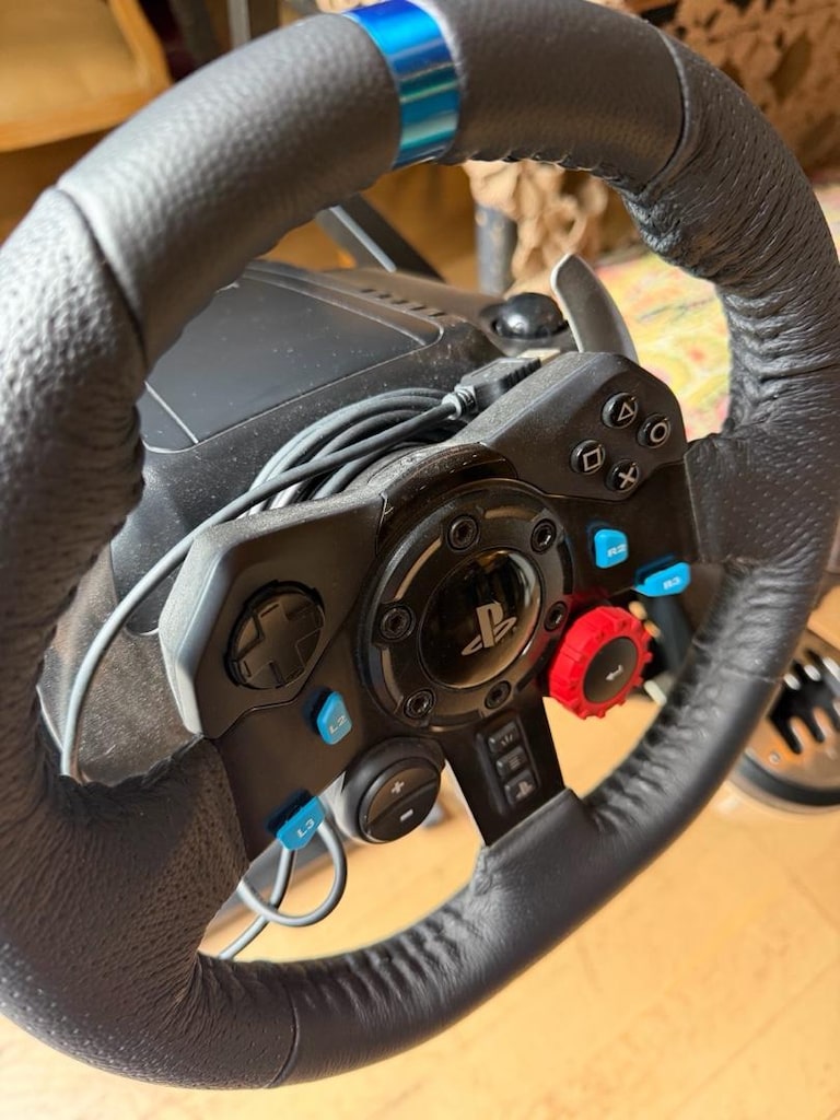 FULL SIM RACING SET – Logitech G29 + Vites + 27” Curved 165Hz Monitör - 2