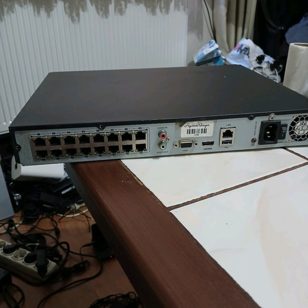 16 LI IP POELİ KAYIT CİHAZI 5 ADET 5 M.P KAMERA - 2
