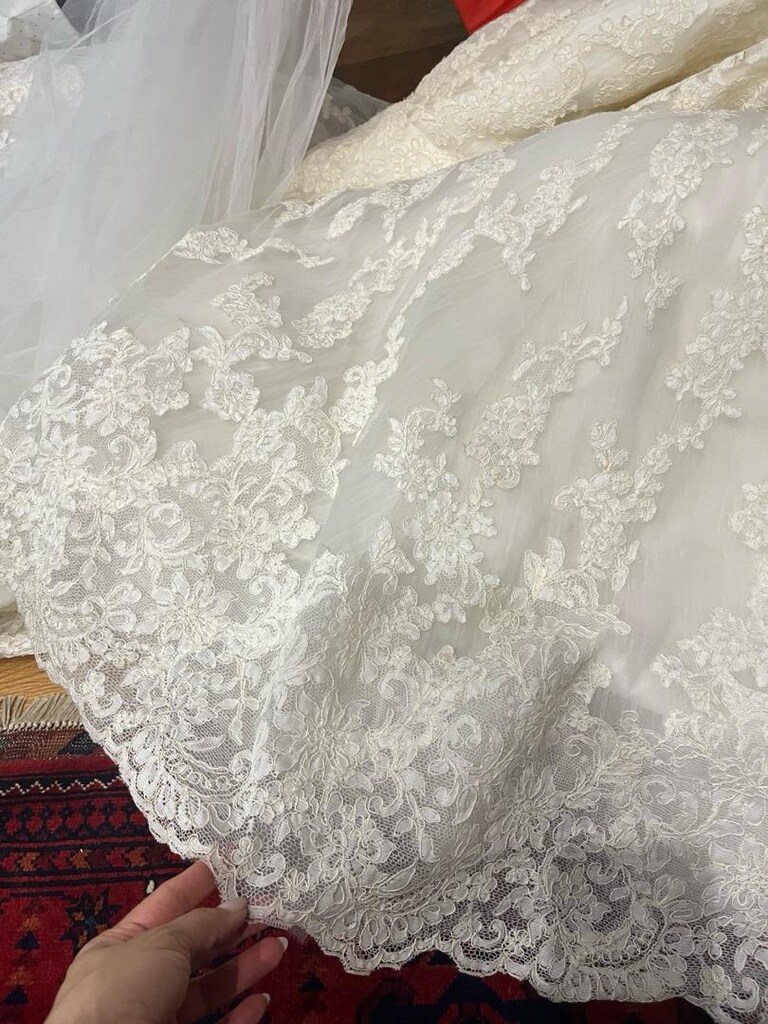 Pronovias Dantel Gelinlik - 7