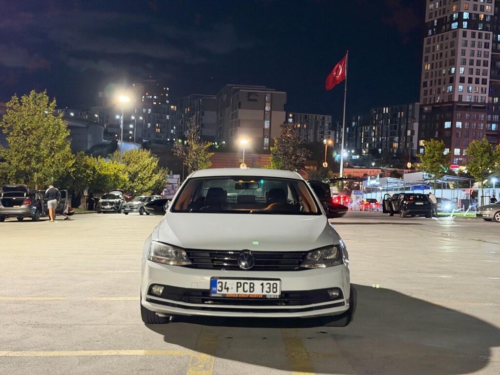 2015 MODEL OTOMATİK ÇOK TEMİZ FULL BAKIMLI AİLE ARACI - 7