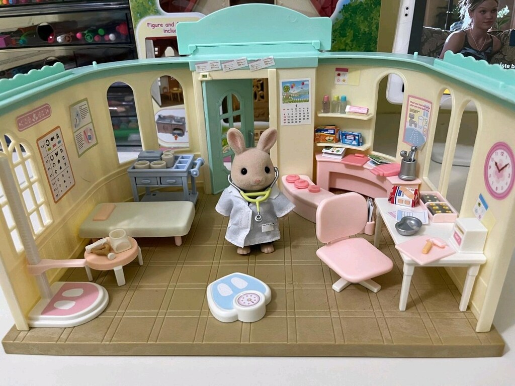 Sylvanian families country doctor gift set - 8