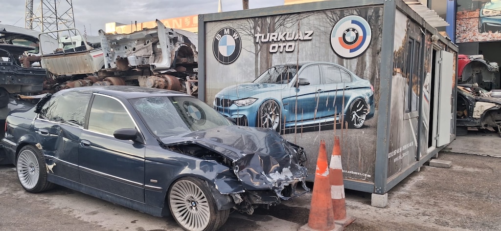 bmw e39 eksoz - 2