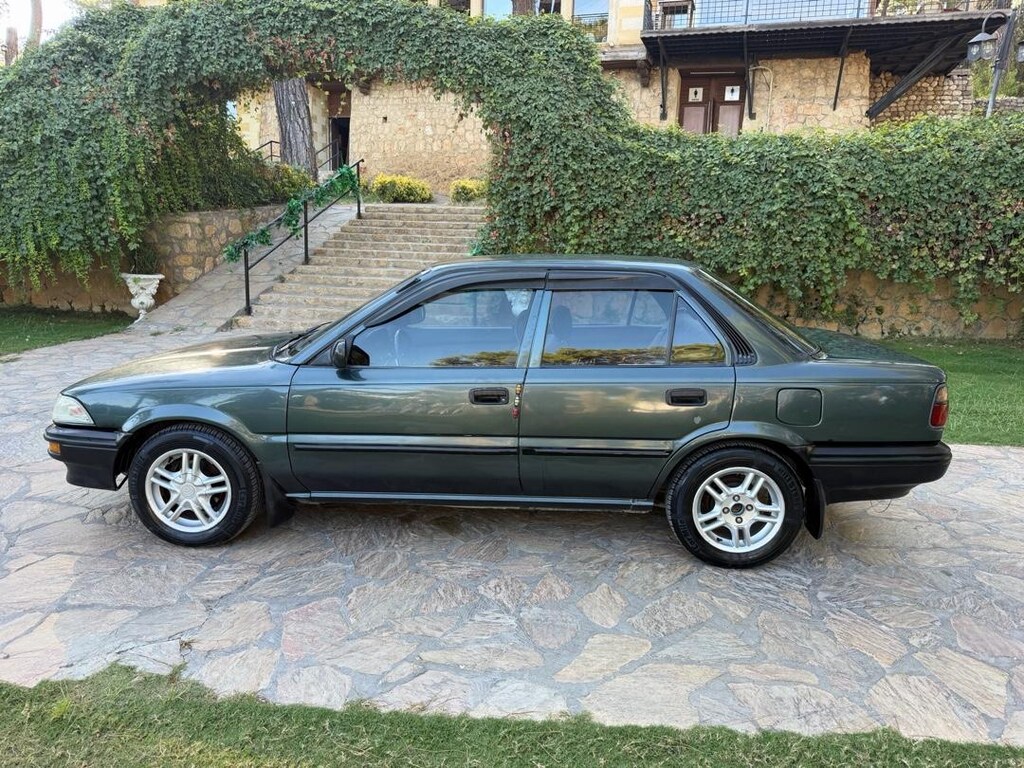 88 model 1.6 KLİMALI TOYOTA COROLLA - 2