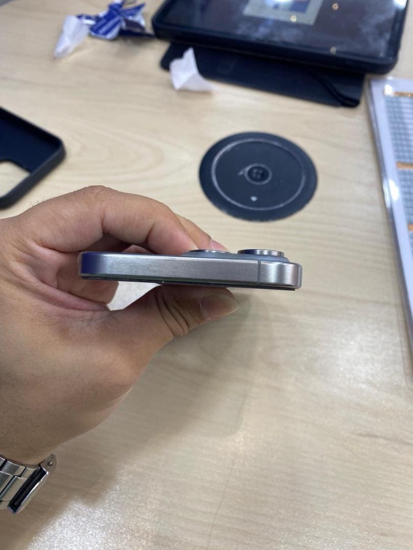 Iphone 15 pro max - 4