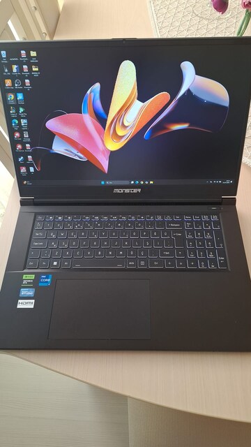 SIFIR AYARINDA ACİL SATILIK MONSTER GAMİNG LAPTOP