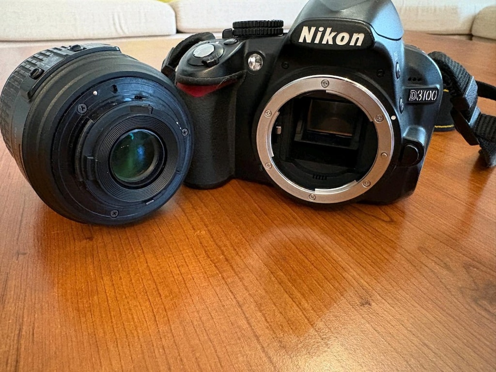 Nikon D3100 + 18-55mm Lens | 15.641 Shutter | Çantalı, Temiz Set - 2