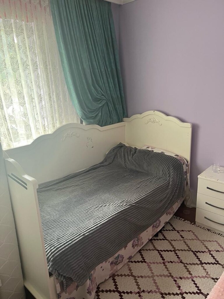 Beyaz Klasik İşlemeli Karyola + Yatak 90x190 – Temiz ve Sağlam - 2
