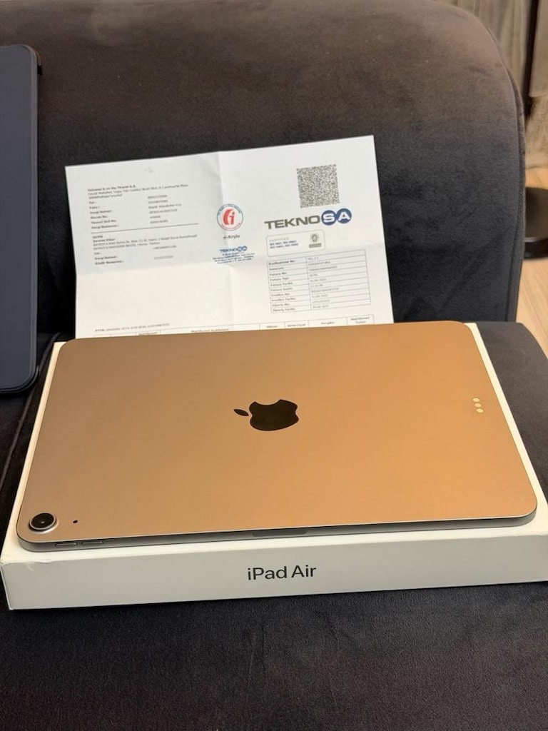 Apple iPad Air 7 / M3 / 128 GB / 11 AY GARANTİLİ - 7