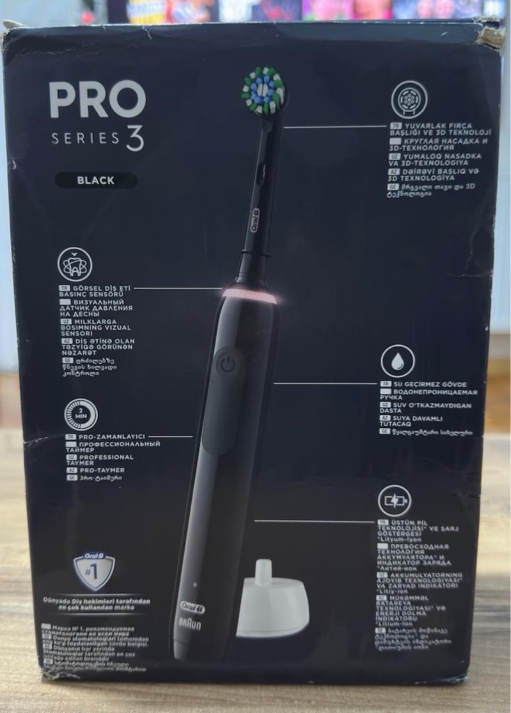 Oral-B Pro Series 3 Siyah Şarjlı Diş Fırçası + Seyahat Kabı - 3
