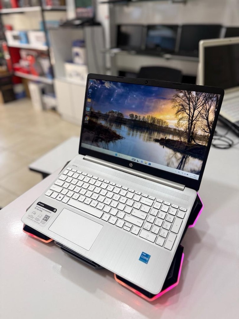 TERTEMİZ DOKUNMATİK EKRAN HP LAPTOP - 7
