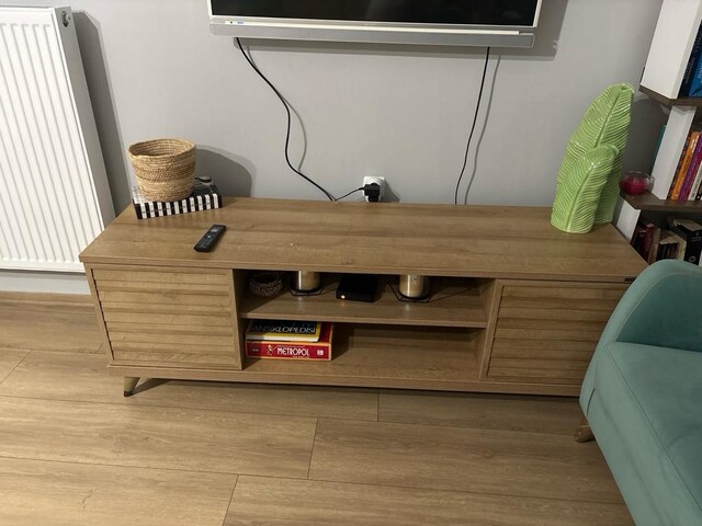 tv sehpası , kitaplık
