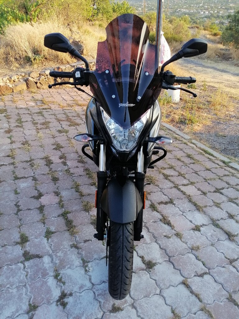 ns200abs - 9