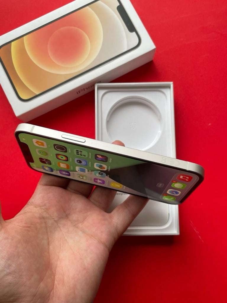 Iphone 12 - 7
