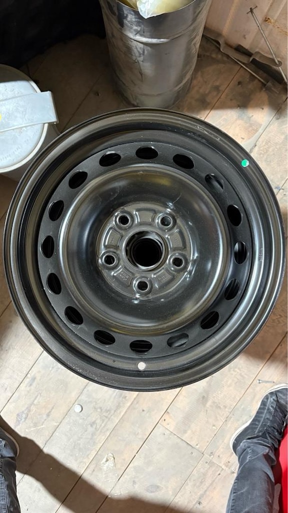 Toyota Orjinal Kara jant - 4