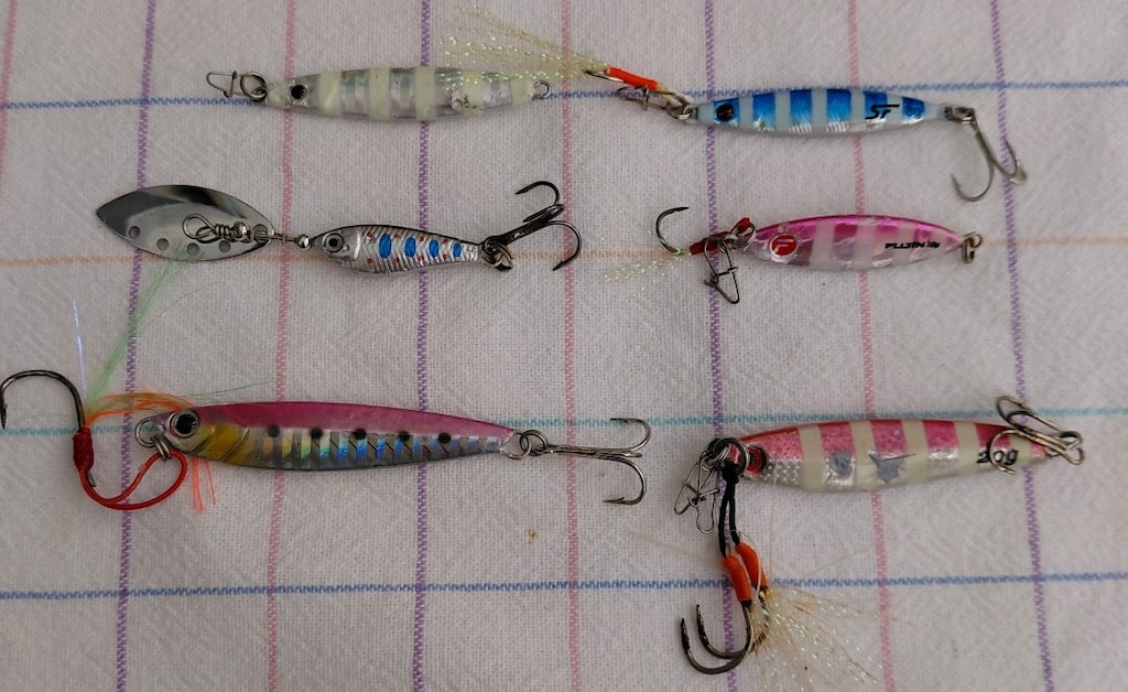 Karışık boy ve gramlarda 6 adet jig, sahte yem - 2