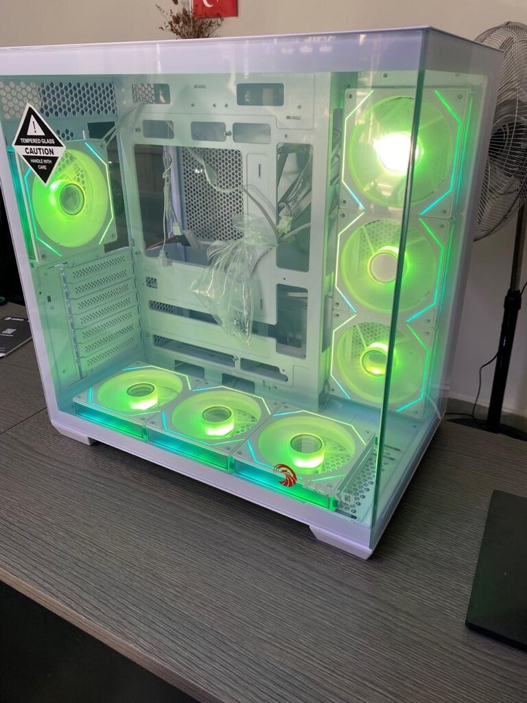 Zoko Beyaz 7x12cm ARGB Fanlı ATX Gaming Akvaryum Kasa - 3