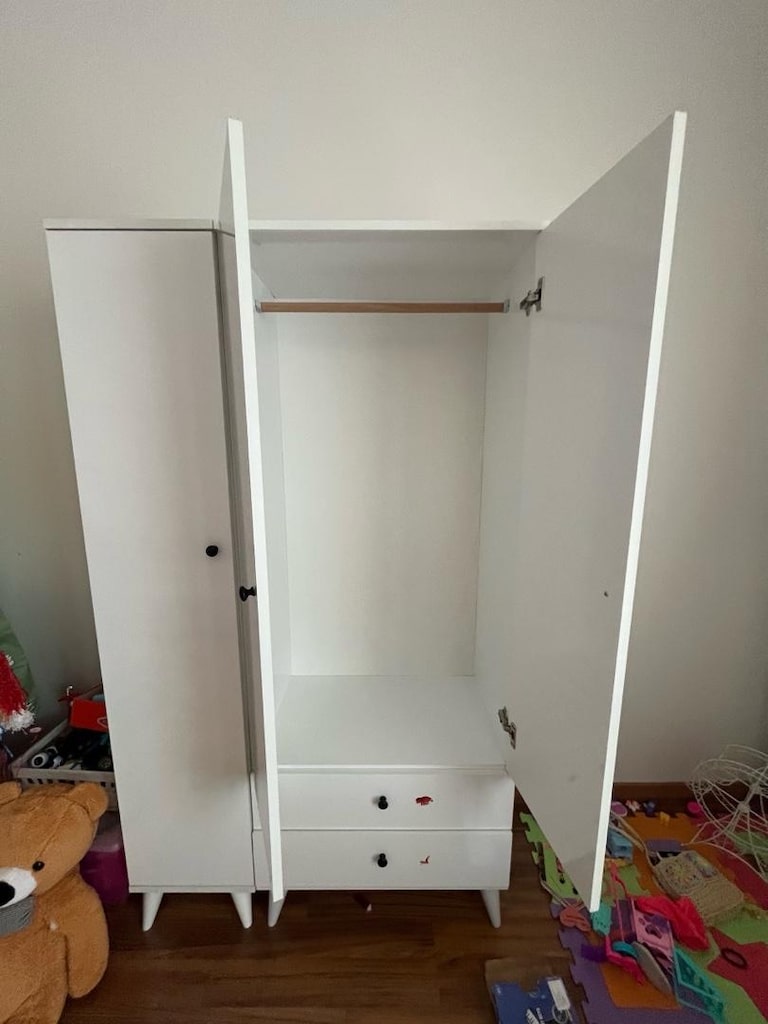 Çocuk odası karyolası ve dolabı satılıktır - 8