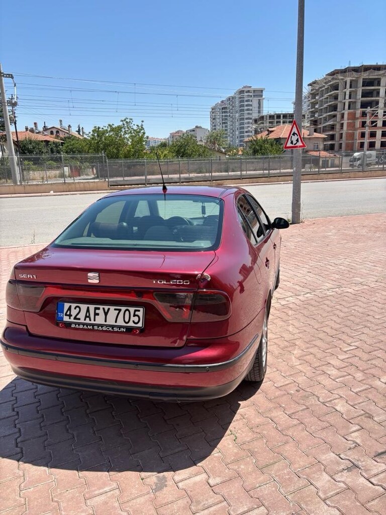 SEAT TOLEDO - 4