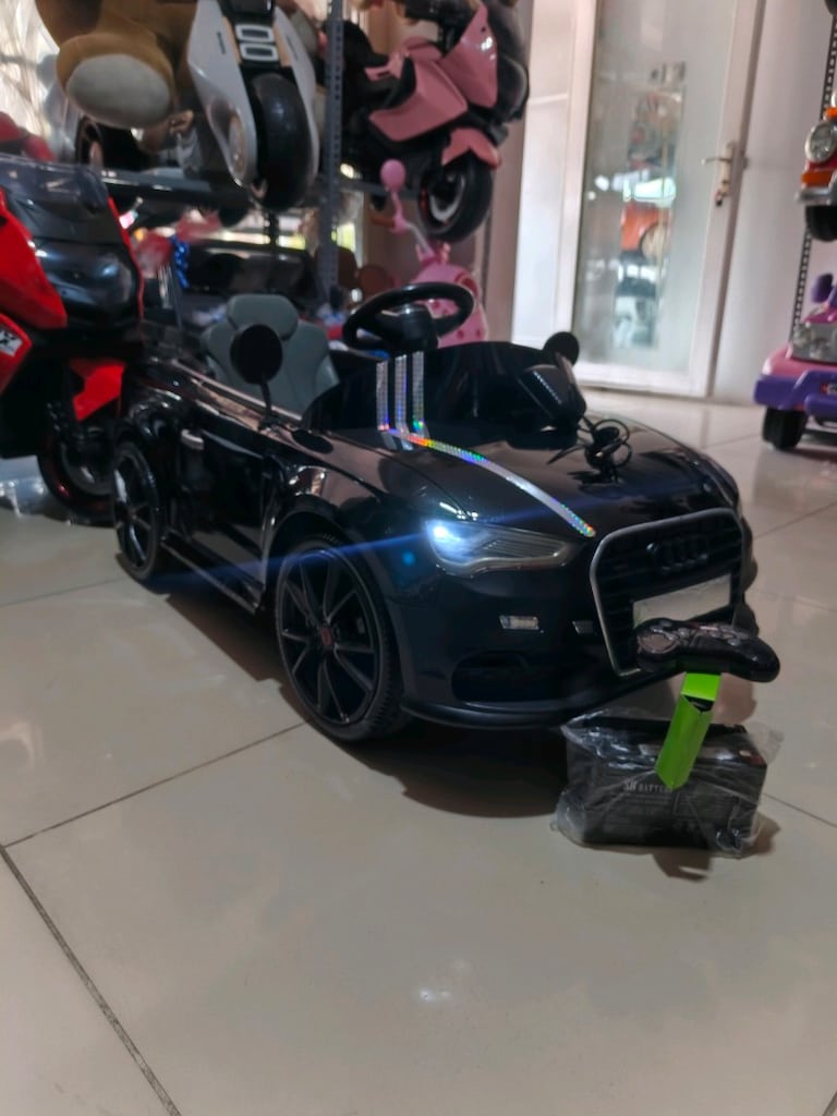 (HER BÜTÇEYE UYGUN)12 VOLT KUMANDALI AKÜLÜ ARABALAR - 7