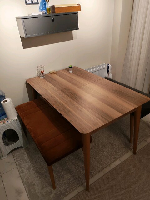 Açılır masa ve 2 adet bench