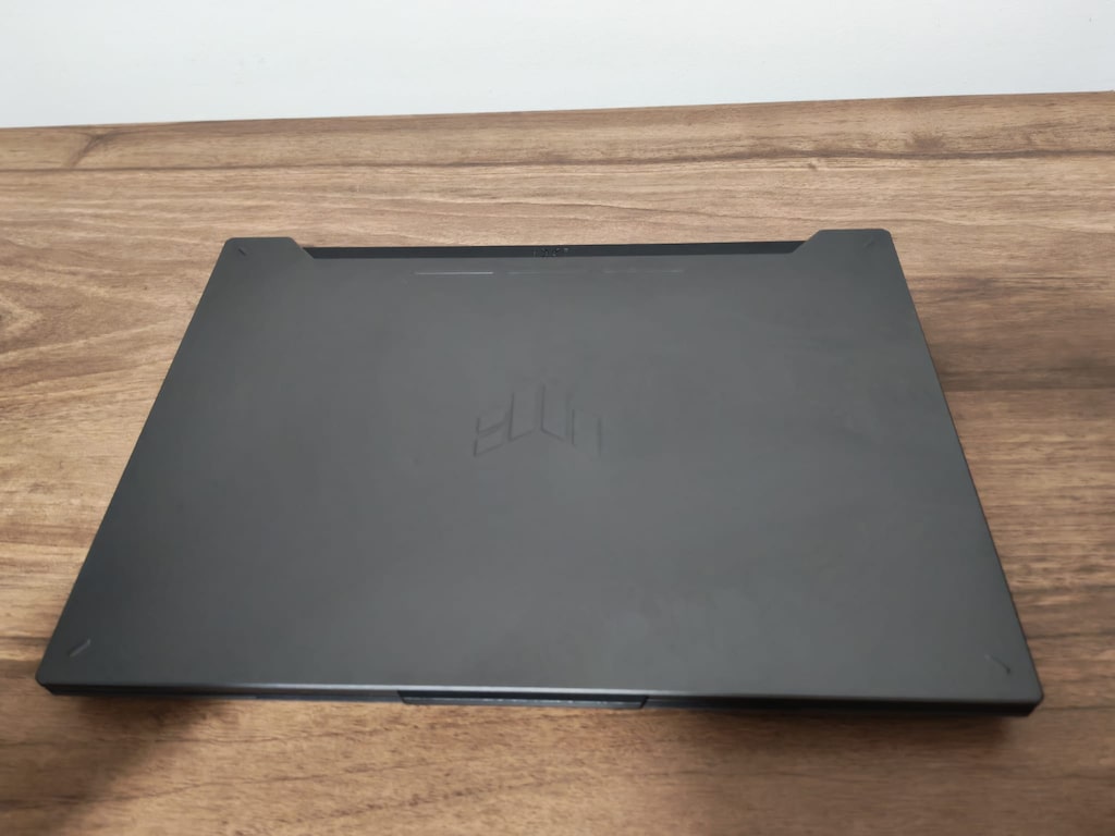 ASUS TUF Gaming A15 | Ryzen 7 7435HS - RTX 4050 - 16GB RAM - 1TB SSD - 2