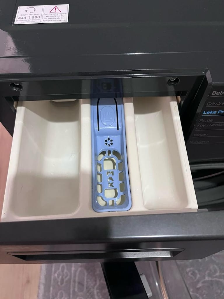 Beko çamaşır makinası 10 kilo invertır temiz sorunsuz çalışıyor - 4