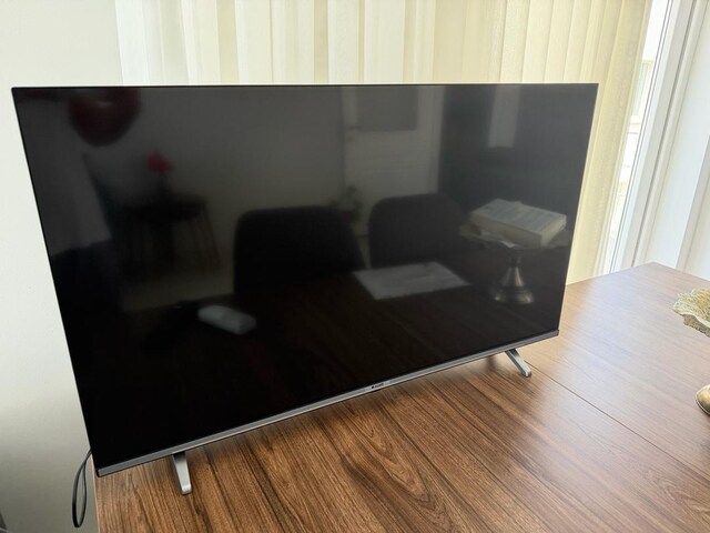 Arçelik 100 ekran tv smart
